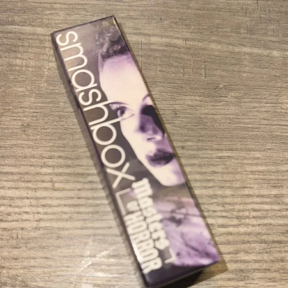 Smashbox Masters of Horror ALWAYS ON EYESHADOW Limiteded edition